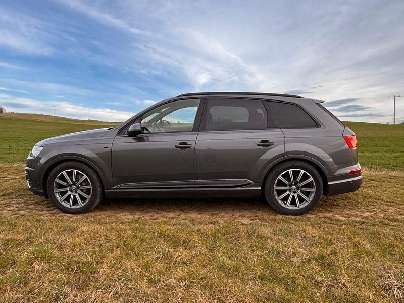 Gebraucht Audi Q7 S-Line 272 PS (200 kW) 2018 Silber SUV