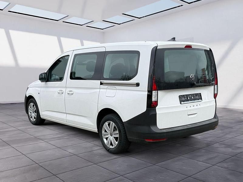 Gebraucht VW Caddy 102 PS (75 kW) 2022 Weiß Van / Kleinbus