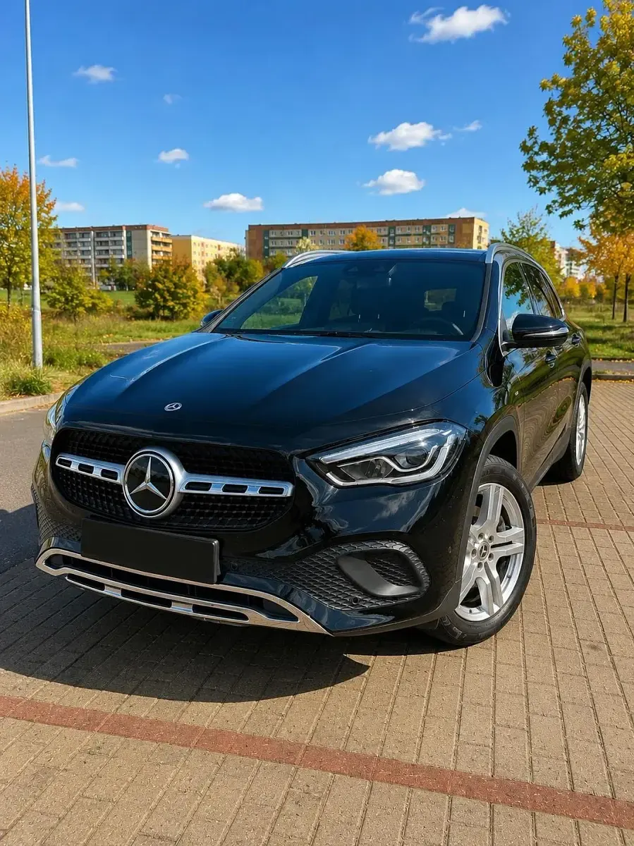 Gebraucht Mercedes GLA250 218 PS (160 kW) 2020 Schwarz SUV