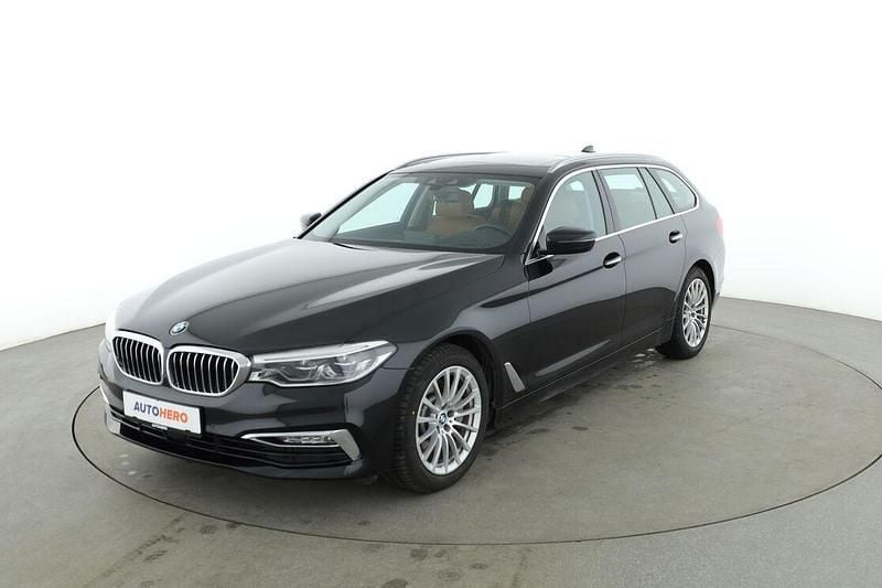 Schwarz Gebraucht 2018 BMW 530 Luxury Line Kombi | 25.970 € (Superpreis) - Bild 1/3