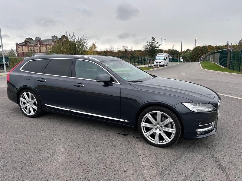 Gebraucht Volvo V90 Inscription 326 PS (239 kW) 2018 Grau Kombi