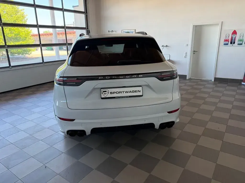 Gebraucht Porsche Cayenne 441 PS (324 kW) 2019 Weiß SUV