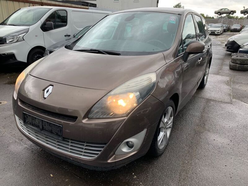 Braun Gebraucht 2011 Renault Grand Scénic III Van / Kleinbus | 3.500 € (Guter Preis) - Bild 1/4