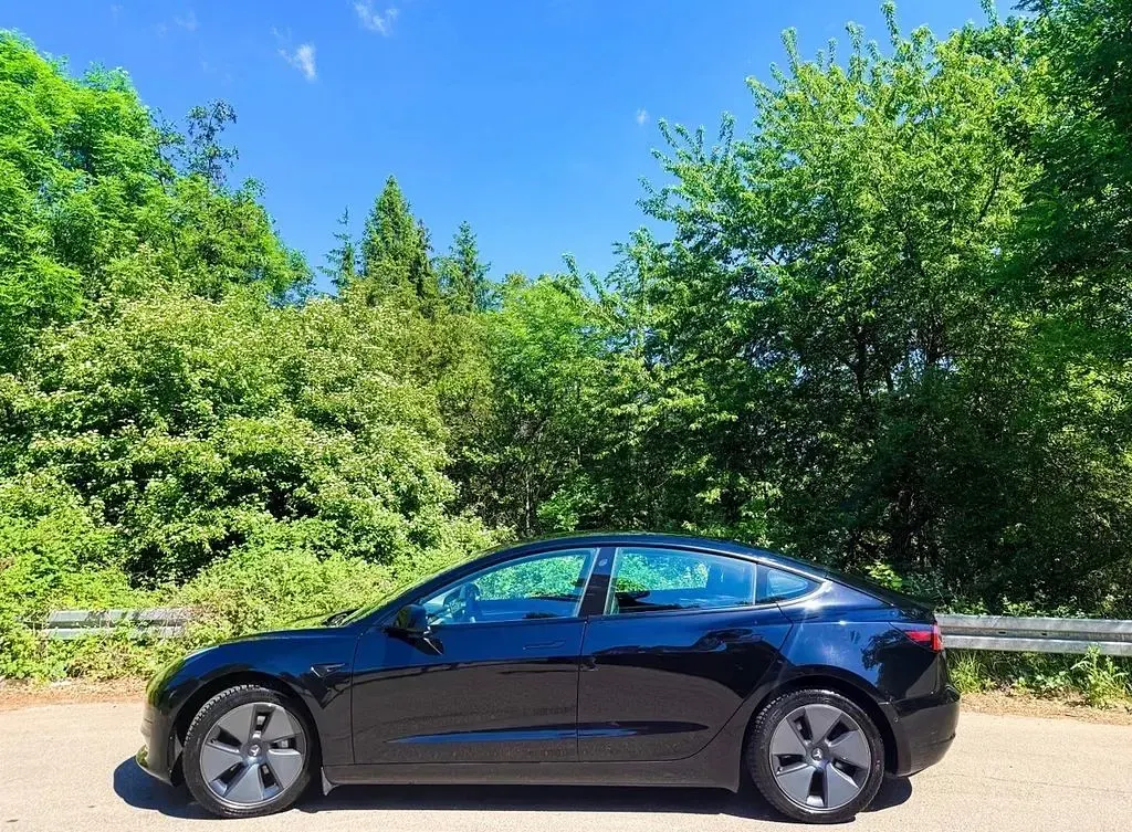Gebraucht Tesla Model 3 Standard Range Plus 225 kW (306 PS) 2021 Schwarz Limousine