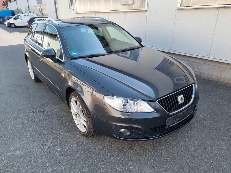 Grau Gebraucht 2011 Seat Exeo Style Kombi | 2.990 € - Bild 1/4
