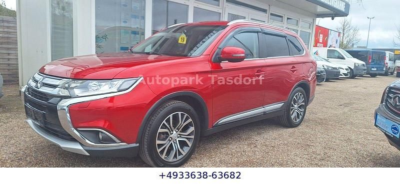 Gebraucht Mitsubishi Outlander Top 150 PS (110 kW) 2016 Rot SUV