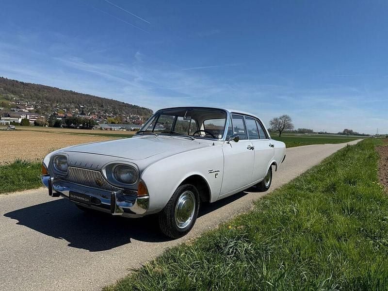 Second-hand Ford 17M 60 CP (44 kW) 1963 Gri Berlinǎ