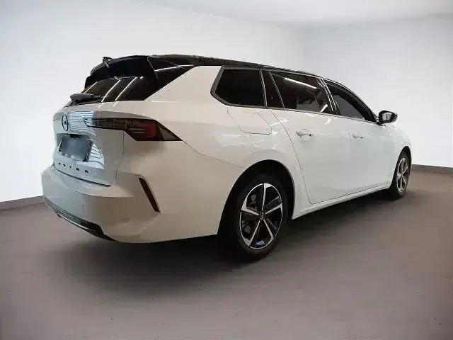 Gebraucht Opel Astra 131 PS (96 kW) 2025 Weiß Kleinwagen