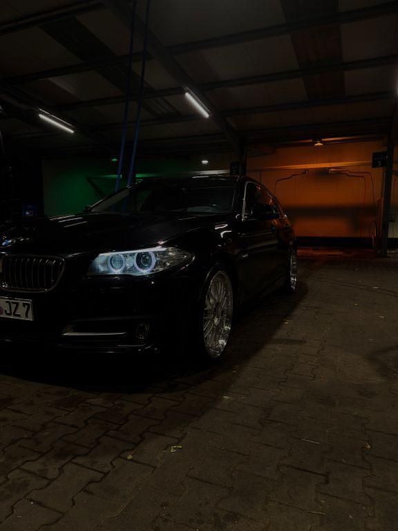 Schwarz Gebraucht 2014 BMW 530 Kombi | 19.850 € (Teuer) - Bild 1/4