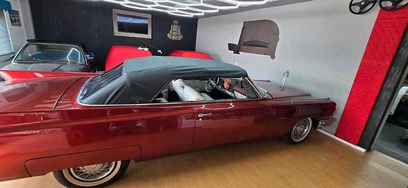 Gebraucht Cadillac Deville 340 PS (250 kW) 1963 Rot Limousine