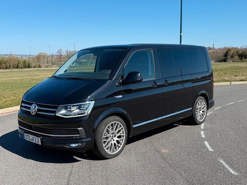 Second-hand VW T6 Highline 204 CP (150 kW) 2018 Negru Van
