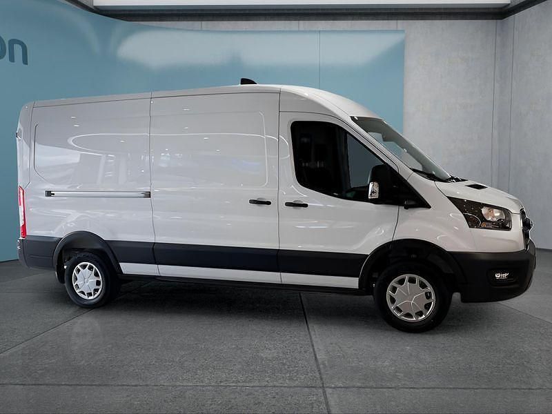 Weiß Gebraucht 2023 Ford E-Transit Van | 44.349 € (Guter Preis) - Bild 1/4