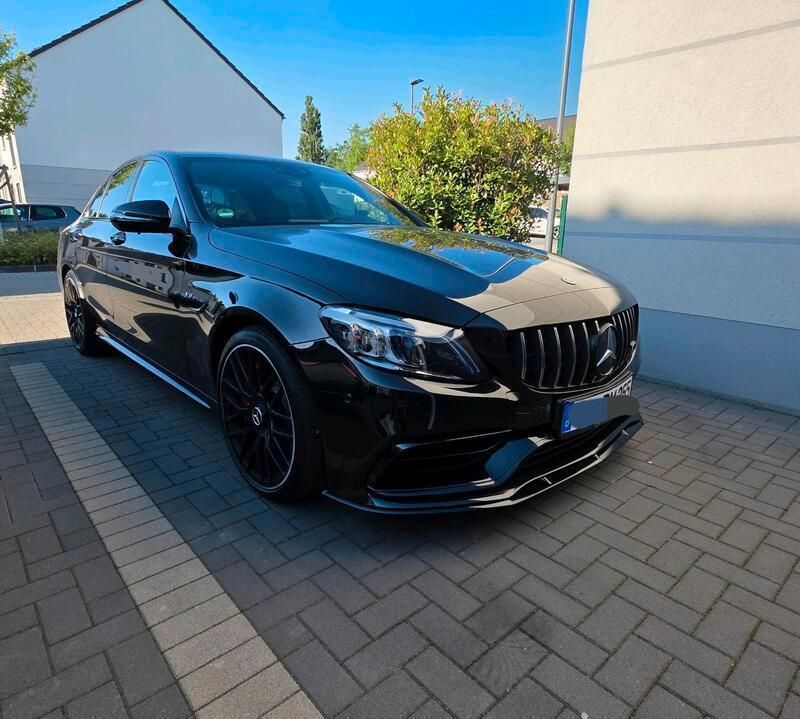 Schwarz Gebraucht 2020 Mercedes C63S AMG AMG Limousine | 62.000 € (Etwas zu teuer) - Bild 1/3