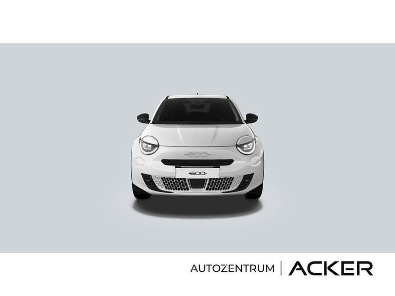 Gebraucht Fiat 600 Basis 110 PS (80 kW) 2025 Weiss SUV