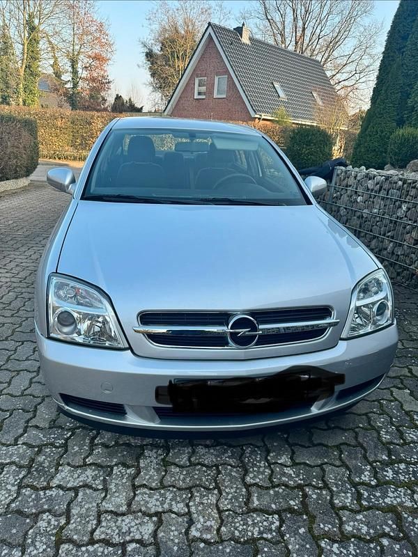 Gebraucht Opel Vectra 100 PS (73 kW) 2005 Silber Limousine