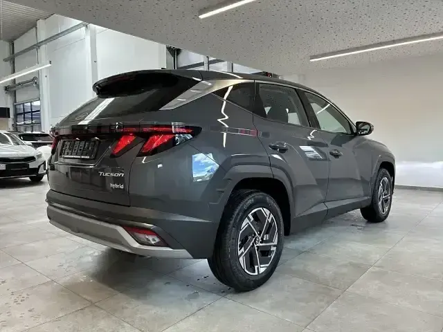 Neu Hyundai Tucson Select 239 PS (175 kW) 2026 Ecotronic grey SUV