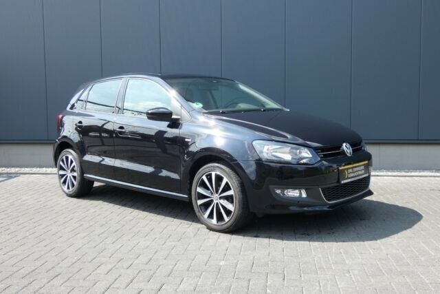 Gebraucht VW Polo Life 69 PS (50 kW) 2014 Schwarz metallic Kleinwagen