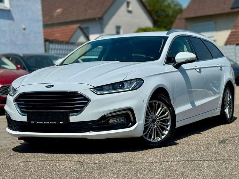 Frostweiß Gebraucht 2022 Ford Mondeo Titanium Kombi | 25.990 € (Teuer) - Bild 1/4