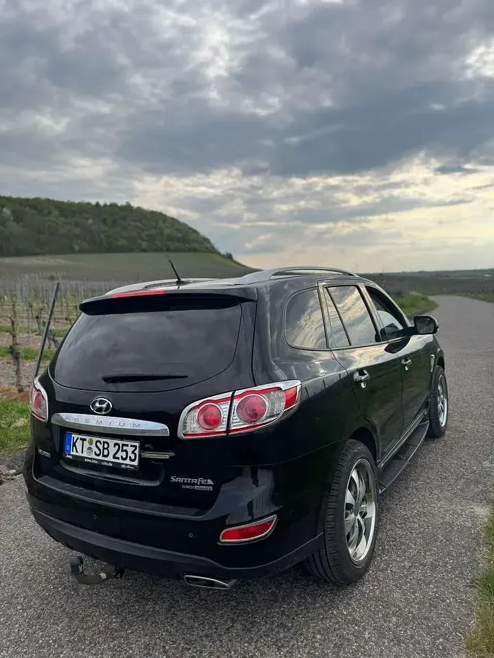 Gebraucht Hyundai Santa Fe Premium 197 PS (144 kW) 2012 Schwarz SUV