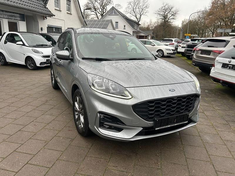 Gebraucht Ford Kuga ST-Line X 150 PS (110 kW) 2022 Solar silver SUV
