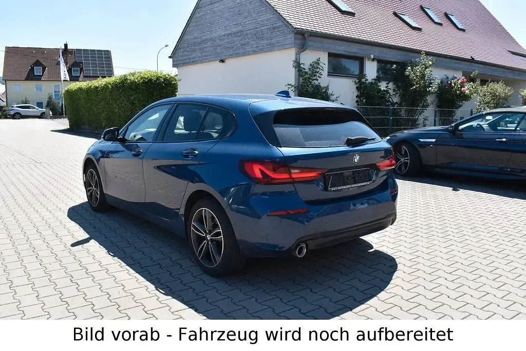 Gebraucht BMW 118 Sport Line 136 PS (100 kW) 2021 Blau Limousine