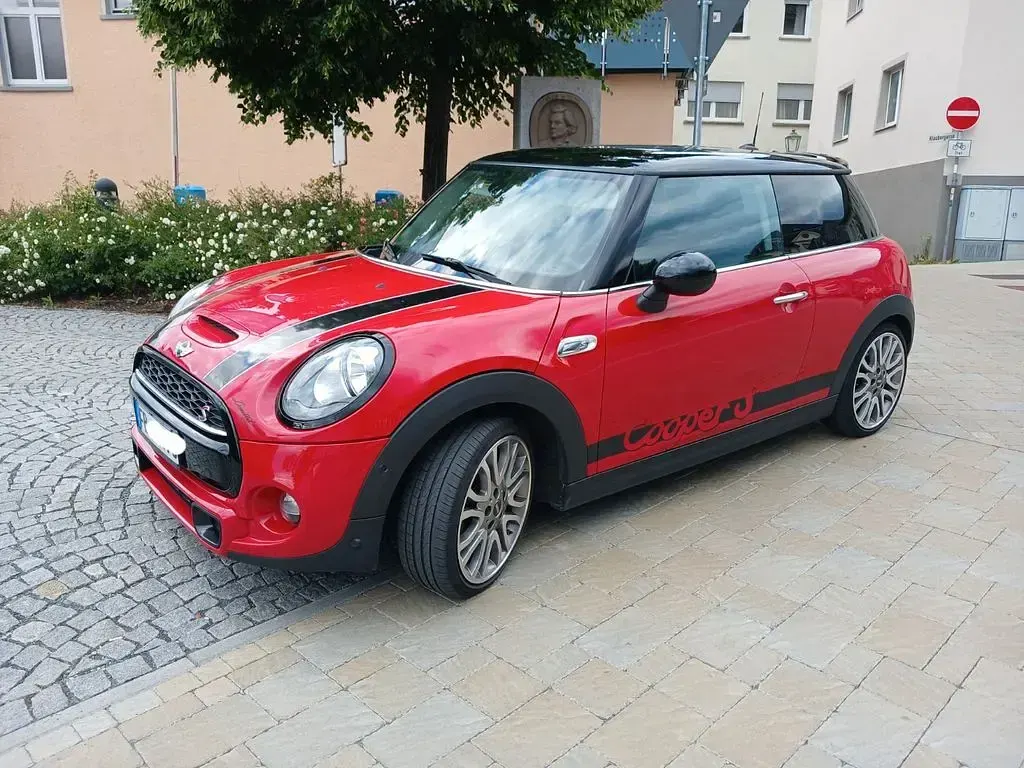 Gebraucht Mini Cooper S 192 PS (141 kW) 2018 Rot Kleinwagen