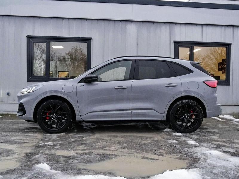 Gebraucht Ford Kuga ST-Line 224 PS (164 kW) 2023 Grey matter SUV