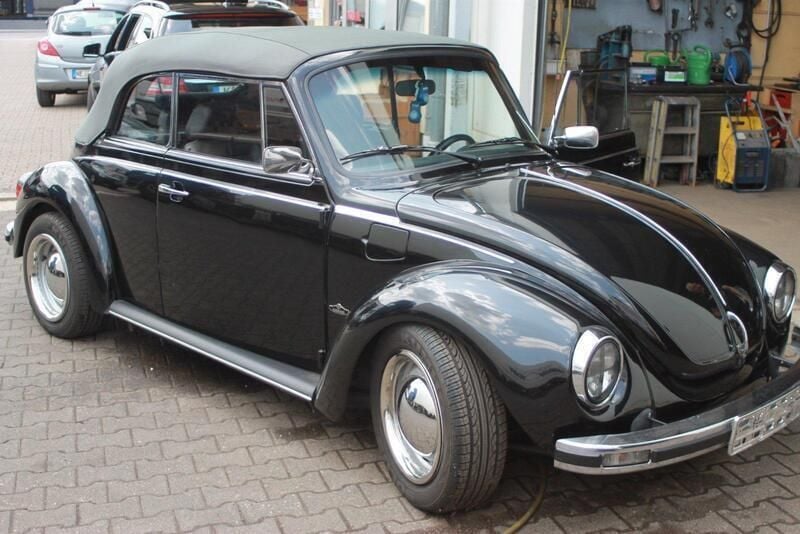 Schwarz Gebraucht 1978 VW Käfer Cabrio | 34.000 € - Bild 1/4