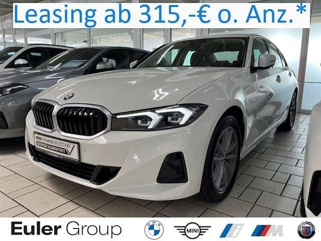 Weiss Gebraucht 2024 BMW 318 Shadowline Limousine | 29.989 € (Superpreis) - Bild 1/4