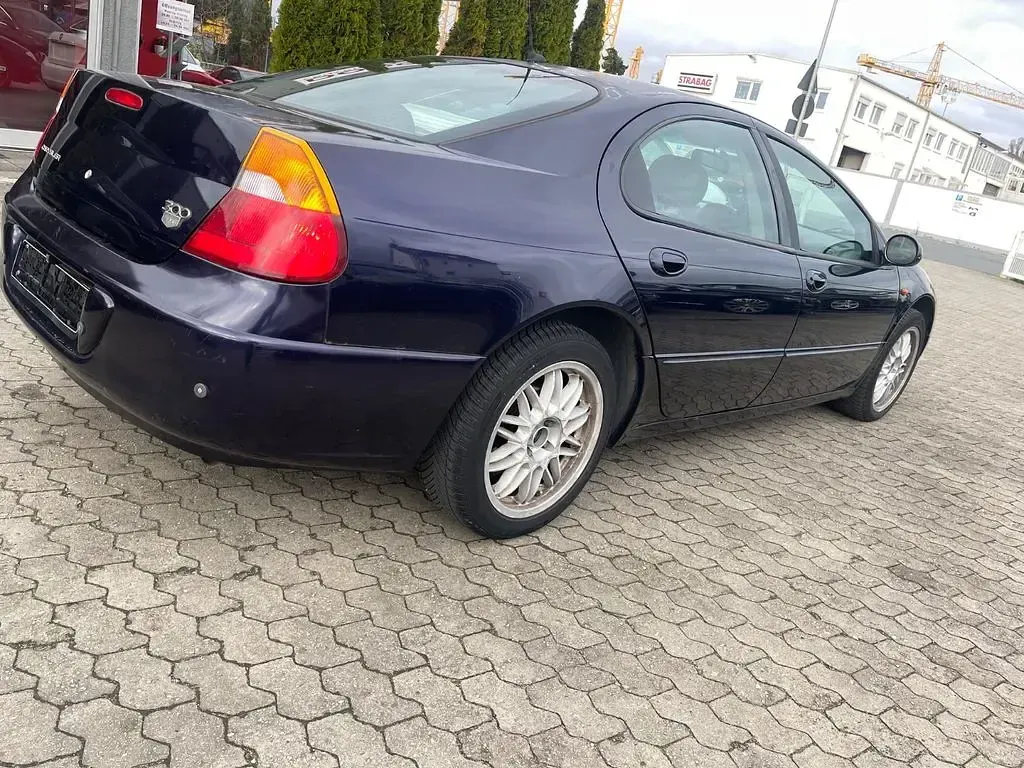 Gebraucht Chrysler 300M 254 PS (186 kW) 1999 Blau Limousine