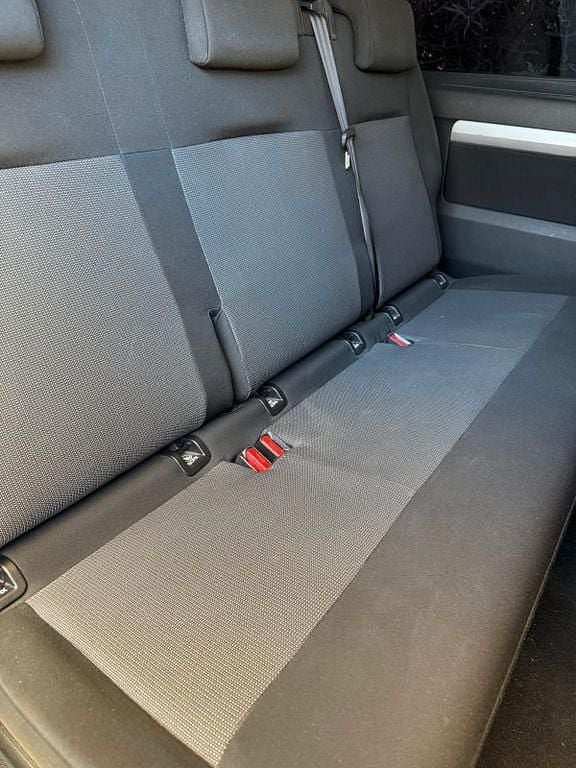 Silber Gebraucht 2019 Citroën Spacetourer Business Class Van | 16.995 € - Bild 1/4