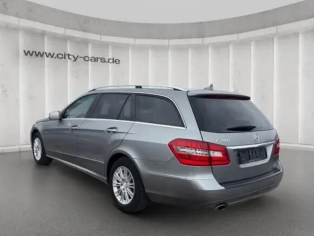 Usata Mercedes E200 184 CV (135 kW) 2012 Argento Station wagon