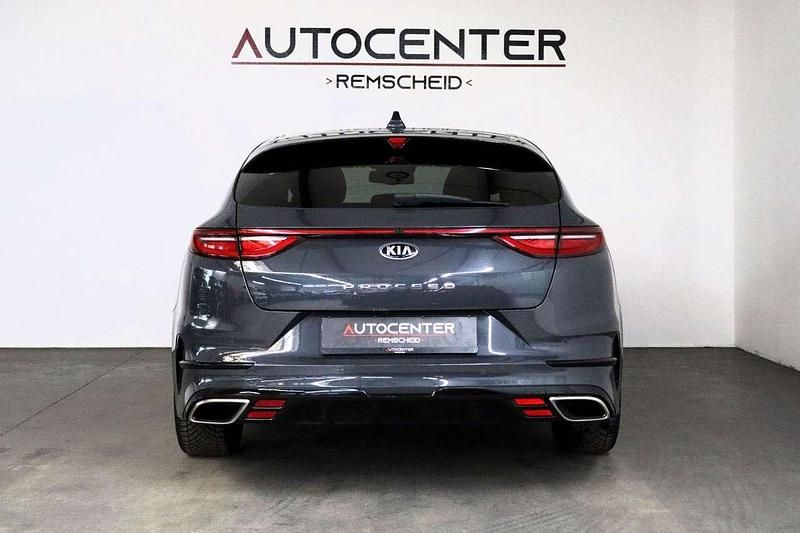 Gebraucht Kia ProCeed GT 204 PS (150 kW) 2019 Grau Kombi