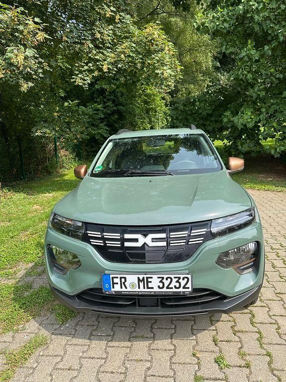 Grün Gebraucht 2023 Dacia Spring Extreme Kleinwagen | 12.950 € (Guter Preis) - Bild 1/4