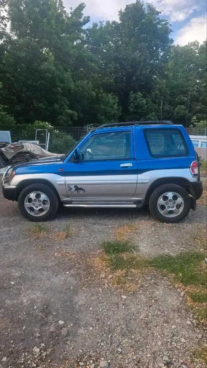 Gebraucht Mitsubishi Pajero 120 PS (88 kW) 2001 Blau SUV