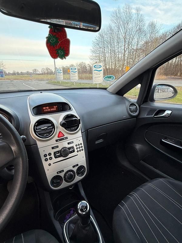 Gebraucht Opel Corsa 80 PS (58 kW) 2007 Schwarz Kleinwagen