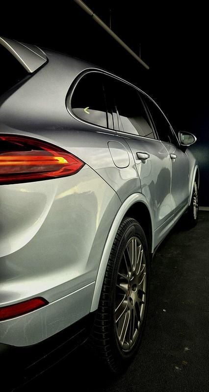 Gebraucht Porsche Cayenne S 420 PS (308 kW) 2015 Grau SUV