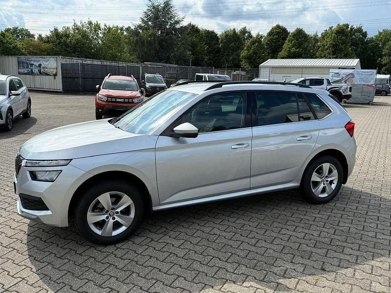 Gebraucht Skoda Kamiq 110 PS (80 kW) 2024 Brilliantsilber metallic (metallic) SUV