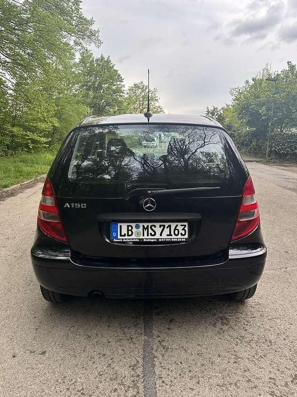 Gebraucht Mercedes A150 95 PS (69 kW) 2007 Schwarz Kleinwagen