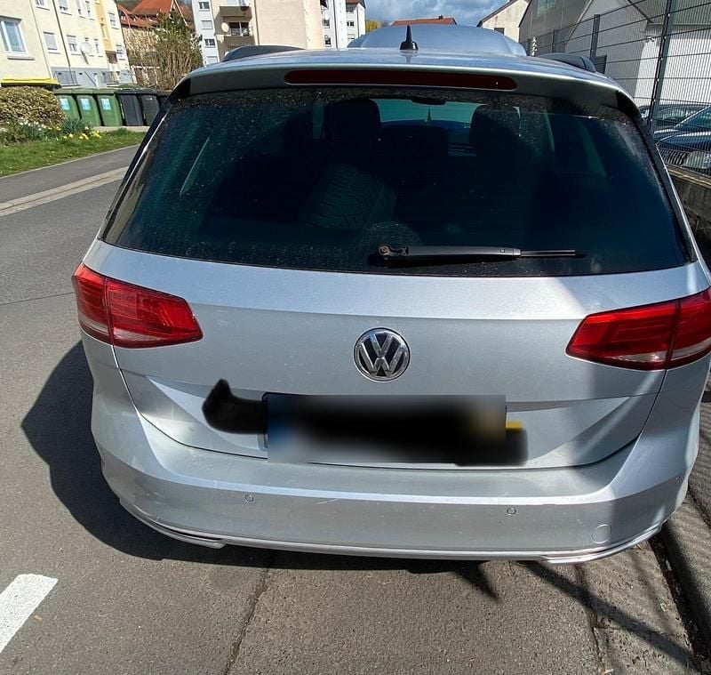 Gebraucht VW Passat 150 PS (110 kW) 2015 Grau Kombi