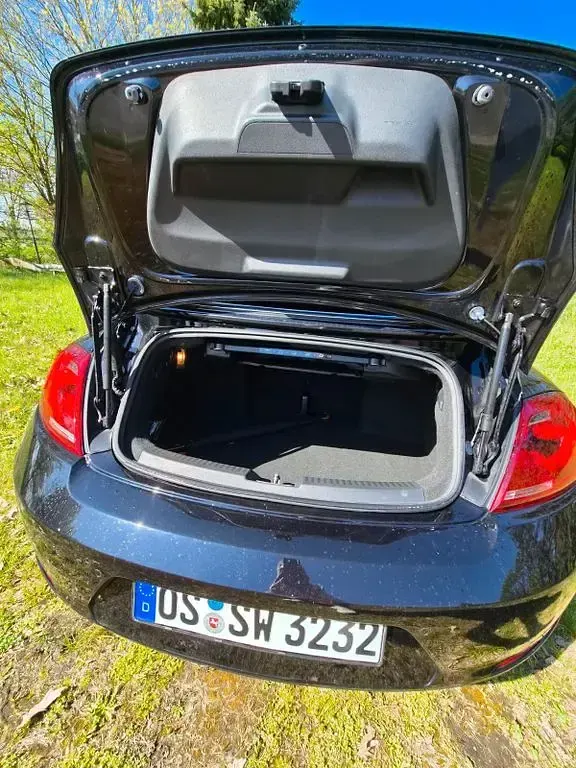 Gebraucht VW Beetle Cup 160 PS (117 kW) 2014 Schwarz Kleinwagen