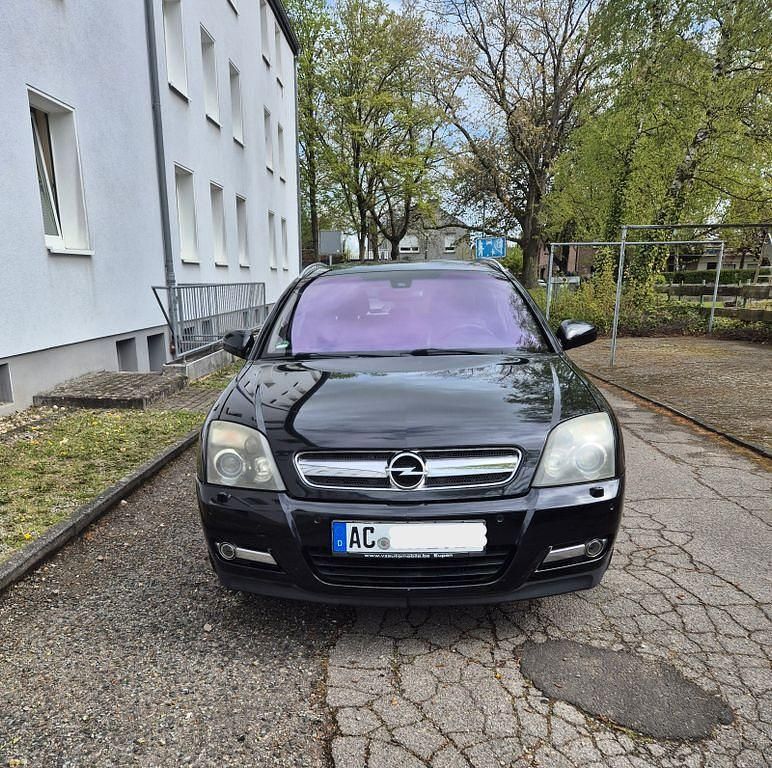 Gebraucht Opel Signum 175 PS (128 kW) 2004 Schwarz Kleinwagen