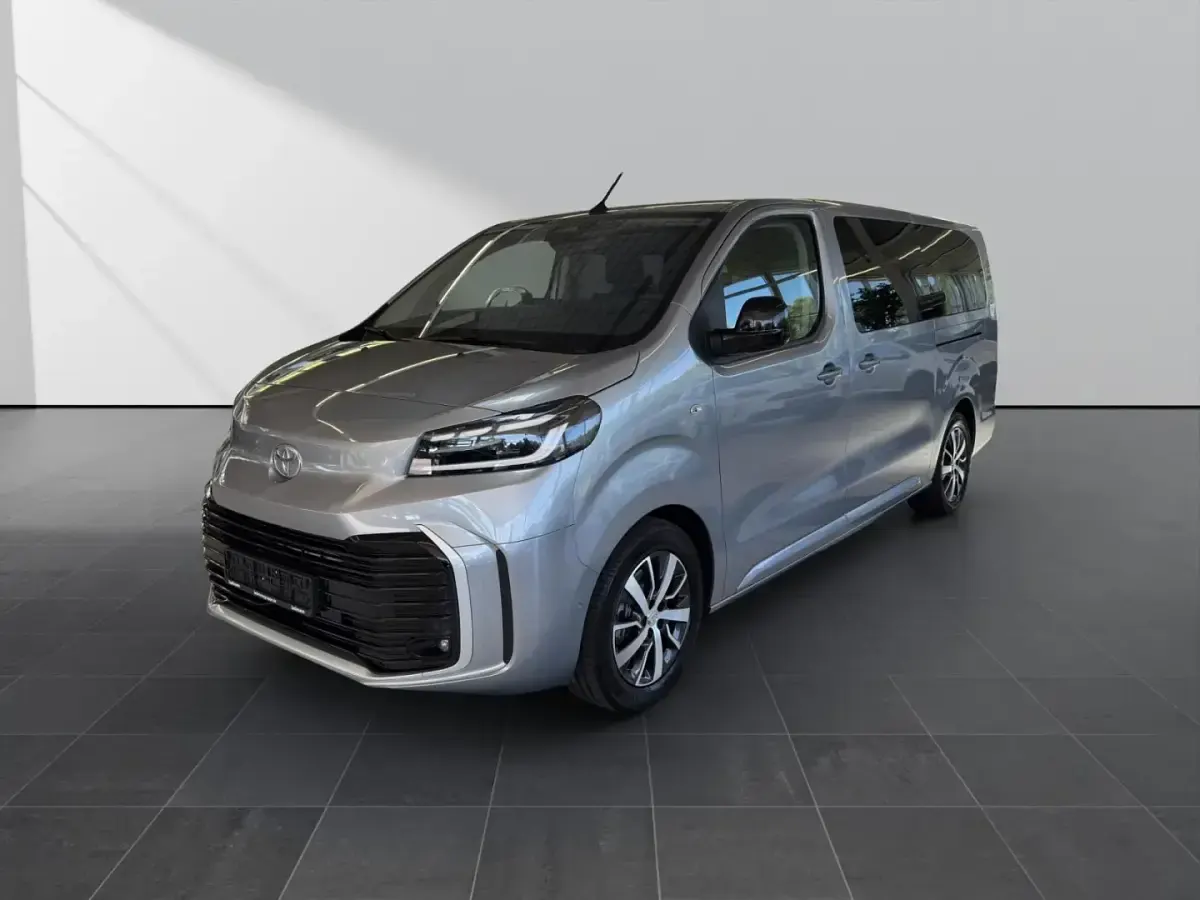 Gebraucht Toyota Proace Verso 179 PS (131 kW) 2026 Kombi