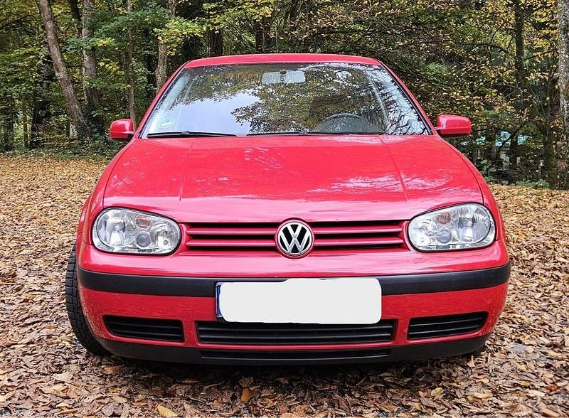 Rot Gebraucht 2003 VW Golf IV Ocean Limousine | 3.000 € (Etwas zu teuer) - Bild 1/4