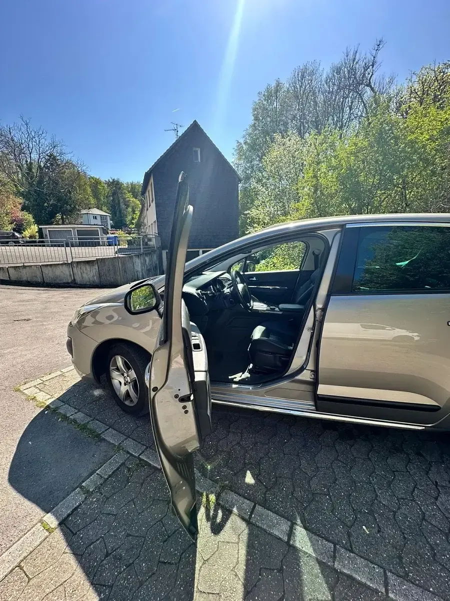 Gebraucht Peugeot 3008 163 PS (119 kW) 2014 Gold Kombi