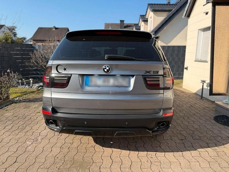 Gebraucht BMW X5 Performance 235 PS (172 kW) 2009 Grau SUV
