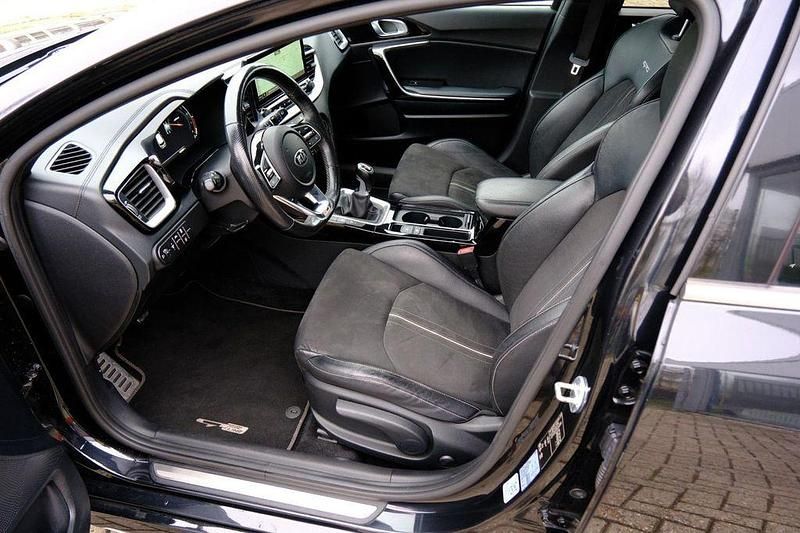 Gebraucht Kia ProCeed GT-Line 120 PS (88 kW) 2021 Schwarz Kleinwagen