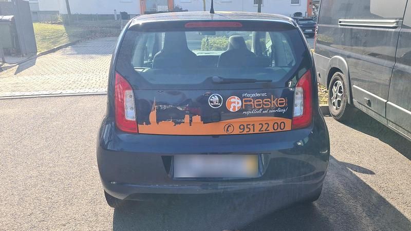 Używany Skoda Citigo 70 KM (51 kW) 2015 Niebieski Hatchback