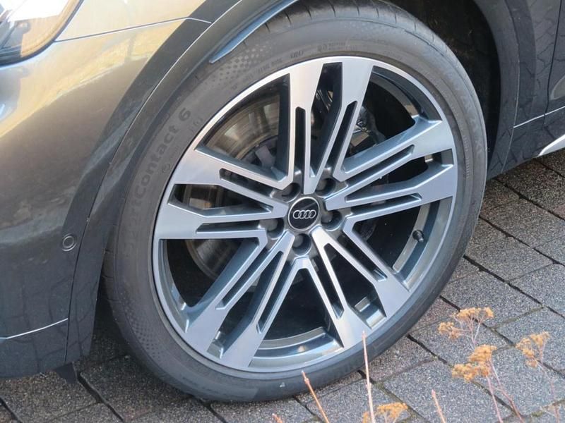 Gebraucht Audi SQ5 Ambiente 341 PS (250 kW) 2024 Grau SUV