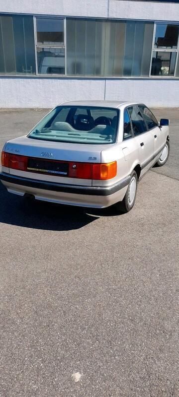 Silber Gebraucht 1988 Audi 90 Limousine | 2.999 € - Bild 1/4
